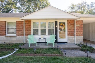 4464 Mohegan Dr in St. Louis, MO - Building Photo - Building Photo