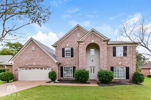 4050 Sidlehill Dr in Olive Branch, MS - Building Photo