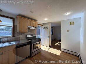 24 Saville St in Cambridge, MA - Building Photo - Building Photo