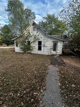 106 Locust St in Coffeen, IL - Building Photo - Building Photo