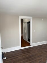 422 W Main St in Greeneville, TN - Foto de edificio - Building Photo