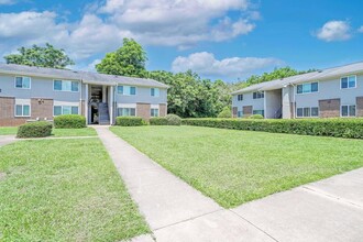 1103 E Church St in Fort Valley, GA - Building Photo - Building Photo