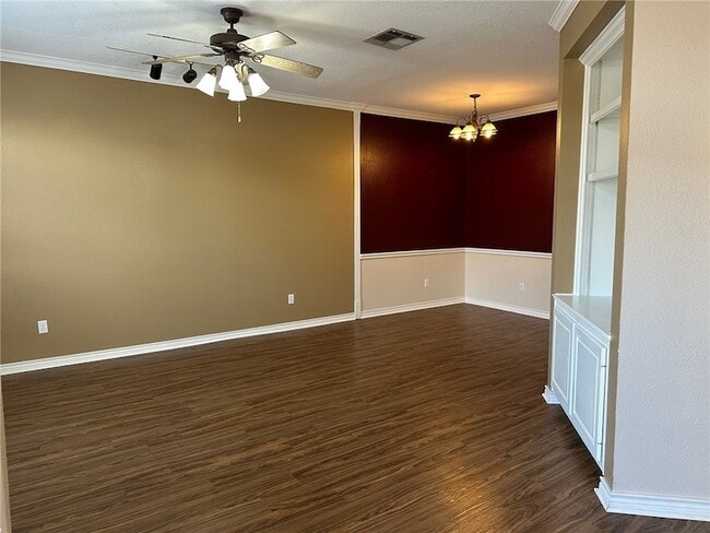 219 Fraternity Row in College Station, TX - Building Photo - Building Photo
