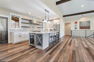 65 Armory Rd in Whitefish, MT - Foto de edificio - Building Photo