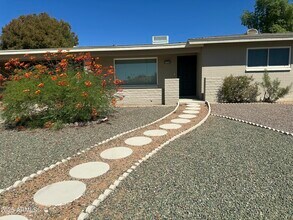 6246 E Adobe Rd in Mesa, AZ - Foto de edificio - Building Photo