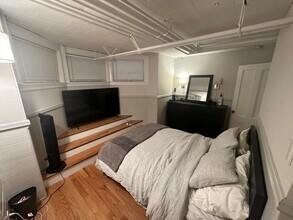 12 Fairfield St, Unit 1 in Boston, MA - Building Photo - Building Photo