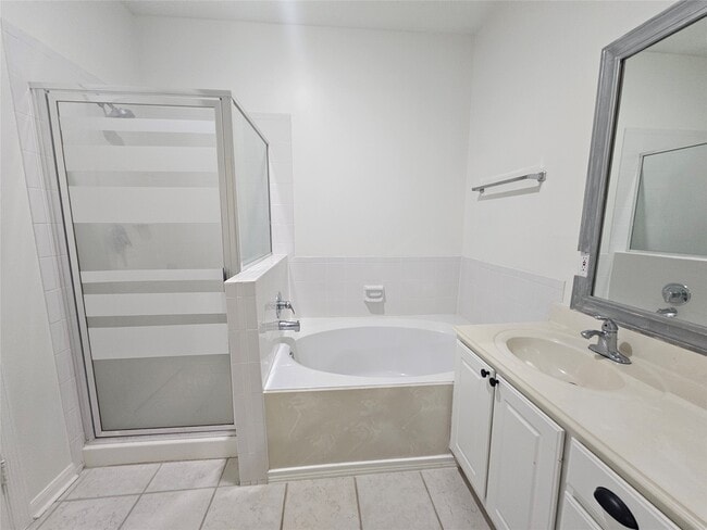 property at 35 S Avonlea Cir