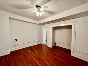 800 Pacific Ave in Long Beach, CA - Building Photo - Building Photo