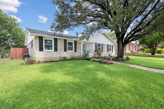 2003 Kings Rd in Carrollton, TX - Building Photo - Building Photo