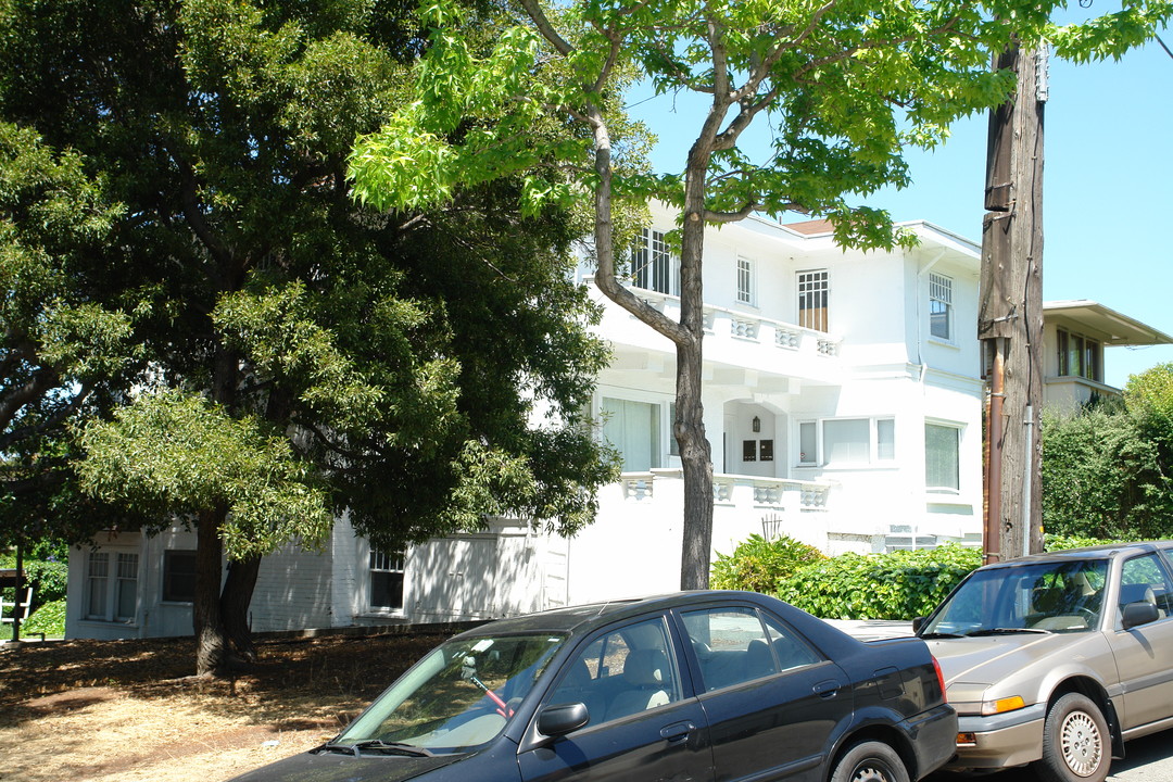 1734 Spruce St in Berkeley, CA - Foto de edificio