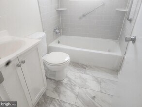 40235 Beach Dr in Mechanicsville, MD - Building Photo - Building Photo