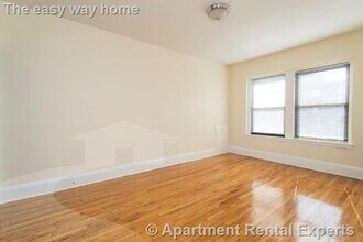 123 Highland Ave in Somerville, MA - Foto de edificio - Building Photo