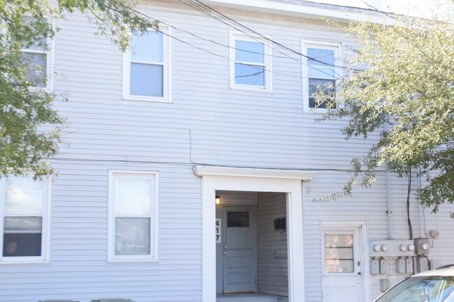417 N 5th Ave, Unit 417 N 5th Ave #1 in Wilmington, NC - Foto de edificio - Building Photo