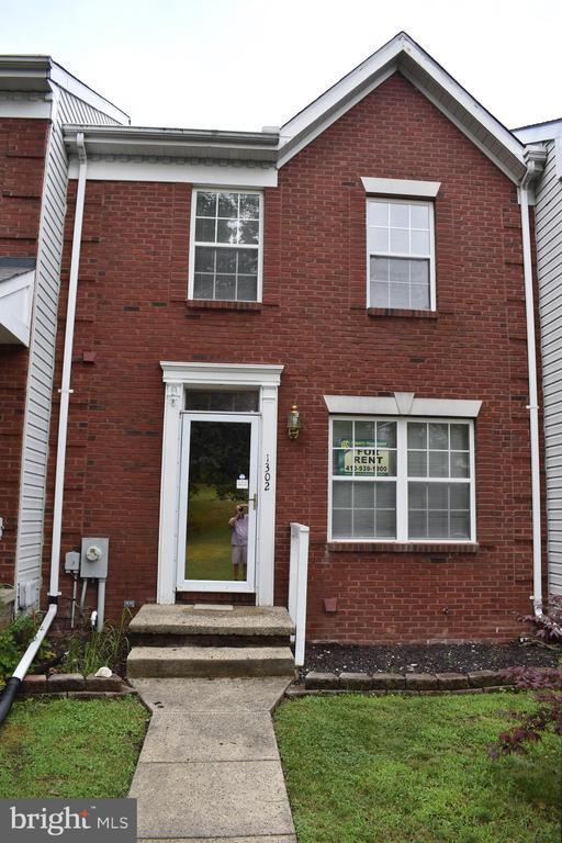 property at 1302 Arabis Ct