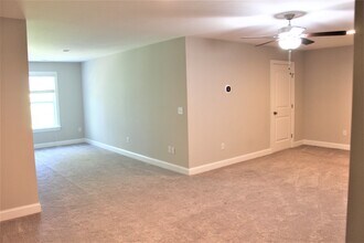 2782 Masonboro Ferry Dr in Apex, NC - Building Photo - Building Photo