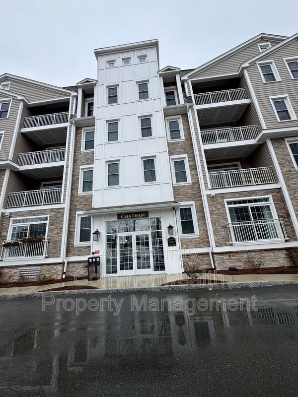 320 Middlesex Ave in Medford, MA - Building Photo - Building Photo