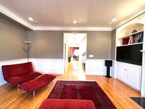 154 Beacon St in Boston, MA - Building Photo - Building Photo