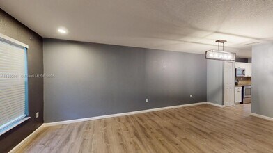 238 Magnolia Ave in Davie, FL - Building Photo - Building Photo