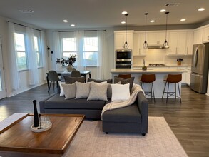5713 Respinto Dr in Austin, TX - Building Photo - Building Photo