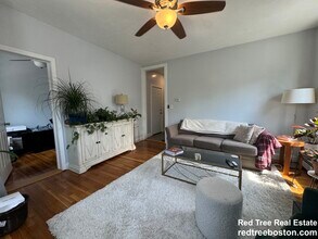 46 Brookley Rd, Unit 3 in Boston, MA - Building Photo - Building Photo