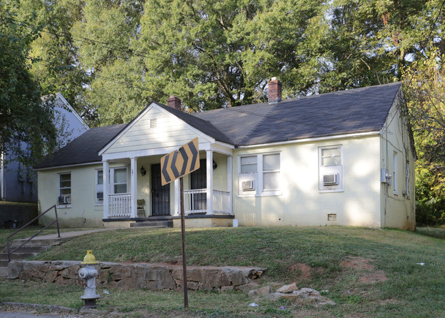 159 Lawton St SW in Atlanta, GA - Building Photo - Building Photo