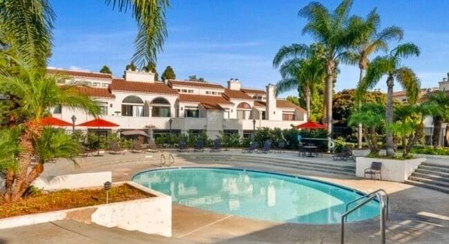 5176 Tortuga Dr, Unit 109 in Huntington Beach, CA - Building Photo - Building Photo