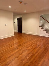 555 W 6th St, Unit #3 in Erie, PA - Building Photo - Building Photo