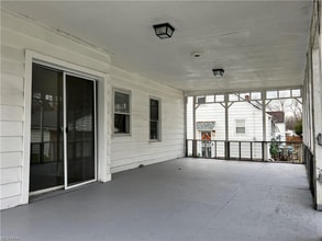 295 Grand Blvd in Bedford, OH - Building Photo - Building Photo