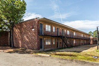 Eden Pointe in Memphis, TN - Foto de edificio - Building Photo