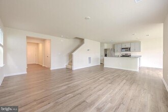 114 Charing Cross Dr in Stephens City, VA - Building Photo - Building Photo