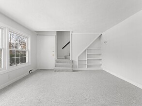 28 Crestview Dr in Westborough, MA - Building Photo - Building Photo