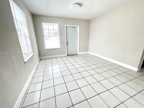 2580 NW 4th Ct in Pompano Beach, FL - Building Photo - Building Photo