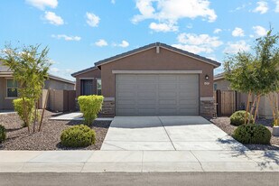 4325 W Allen St in Laveen, AZ - Building Photo