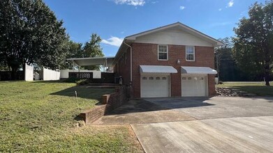 2106 Georgetown Rd NW in Cleveland, TN - Building Photo - Building Photo