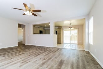 10043 N 115th Dr in Youngtown, AZ - Building Photo - Building Photo