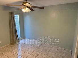 12110 Arkansas Woods Ct in Orlando, FL - Building Photo