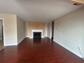 10596 Twin Rivers Rd in Columbia, MD - Building Photo - Building Photo