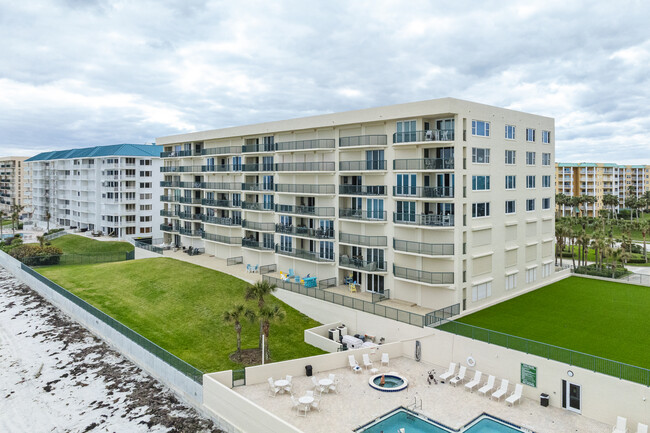 Towers Eight & Nine in Ponce Inlet, FL - Building Photo - Building Photo