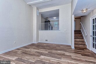 8467 Ivy Glen Ct in Manassas, VA - Foto de edificio - Building Photo