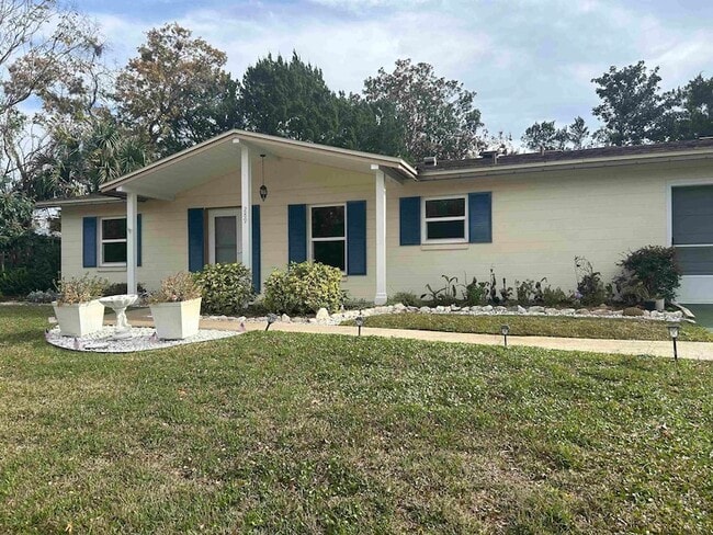 property at 289 Deltona Blvd