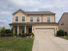 Room in House on Rupell Dr in Charlotte, NC - Building Photo - Building Photo