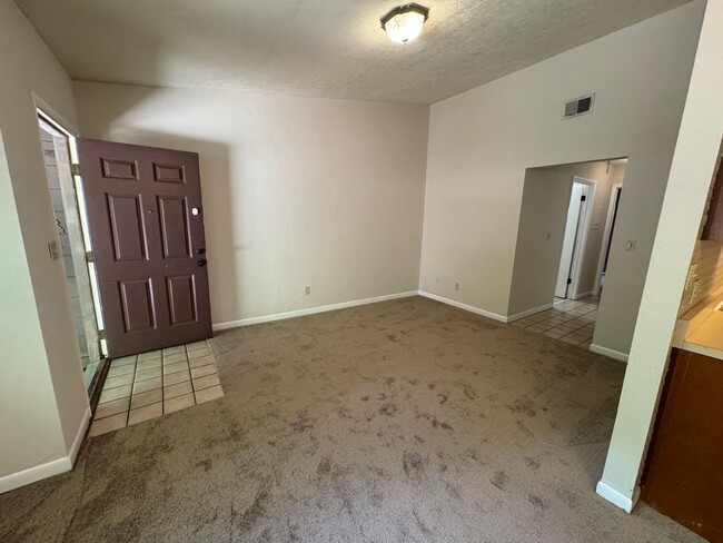 6745 SW 45th Ave in Gainesville, FL - Building Photo - Building Photo