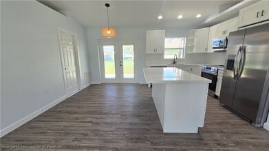 5201 Diamond Dr in Sebring, FL - Building Photo - Building Photo