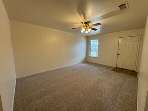 1003 Circle M Dr, Unit Apt B in Killeen, TX - Building Photo - Building Photo