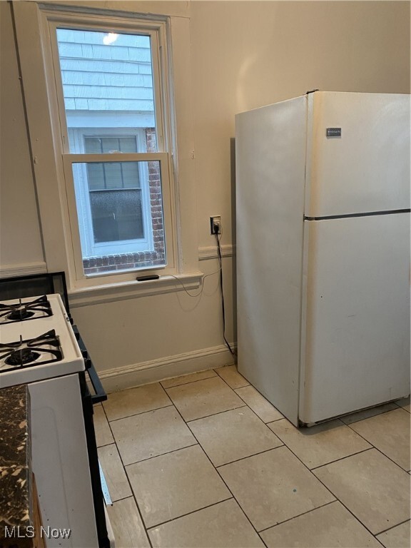 property at 1521 Lakefront Ave