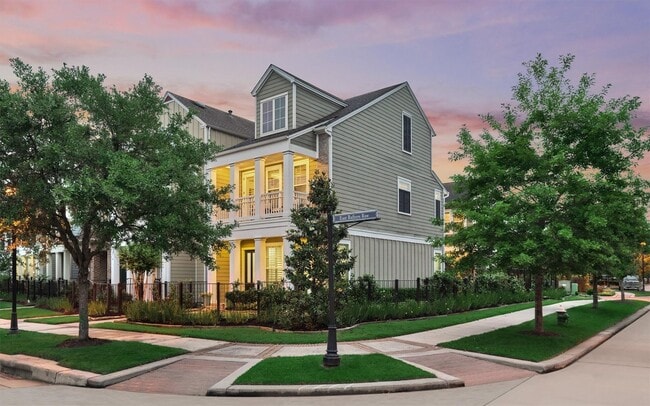 2 E Rafters Row in The Woodlands, TX - Building Photo - Building Photo