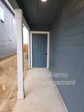 6616 Dali Bnd in San Antonio, TX - Building Photo - Building Photo