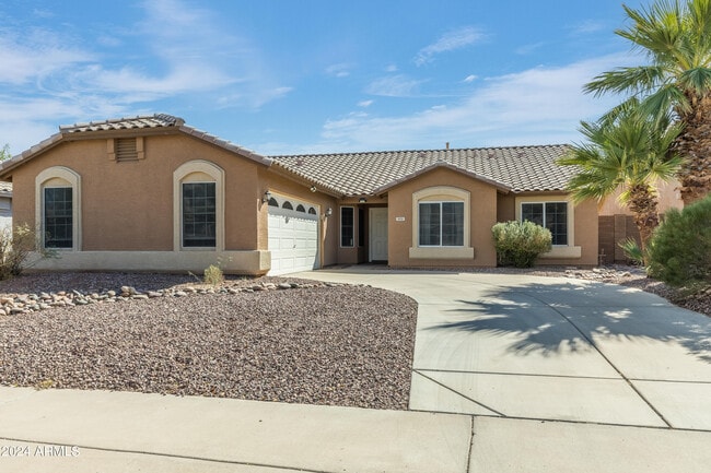 property at 909 E Harwell Rd