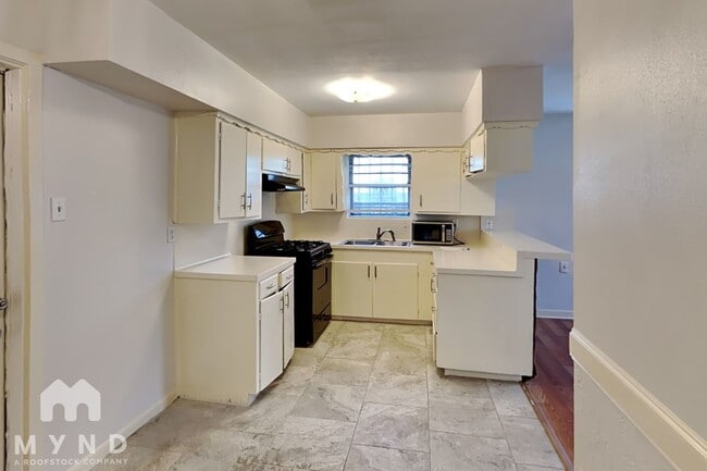 property at 4310 Boynton Dr