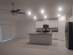 3732 Diving Dove Ln in Bartow, FL - Building Photo - Building Photo